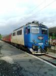 Imagine atasata: 60-1201-7 a operatorului CFR Calatori, repartizata la R 2568 Medias - Sibiu garat la linia 1 a Statiei CF Medias, 11.06.2013.jpg
